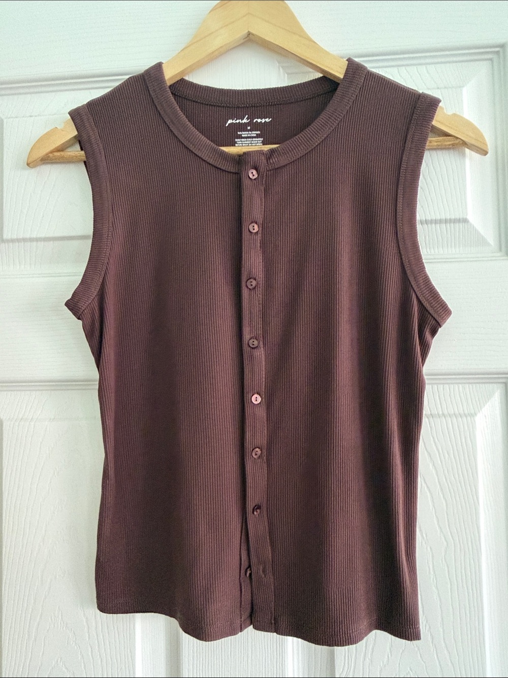 Pink Rose Ribbed Button-Front Tank Top in Brown